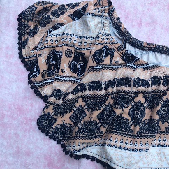 Rue 21 Romper Elephant Print Women’s Size M - Picture 3 of 9